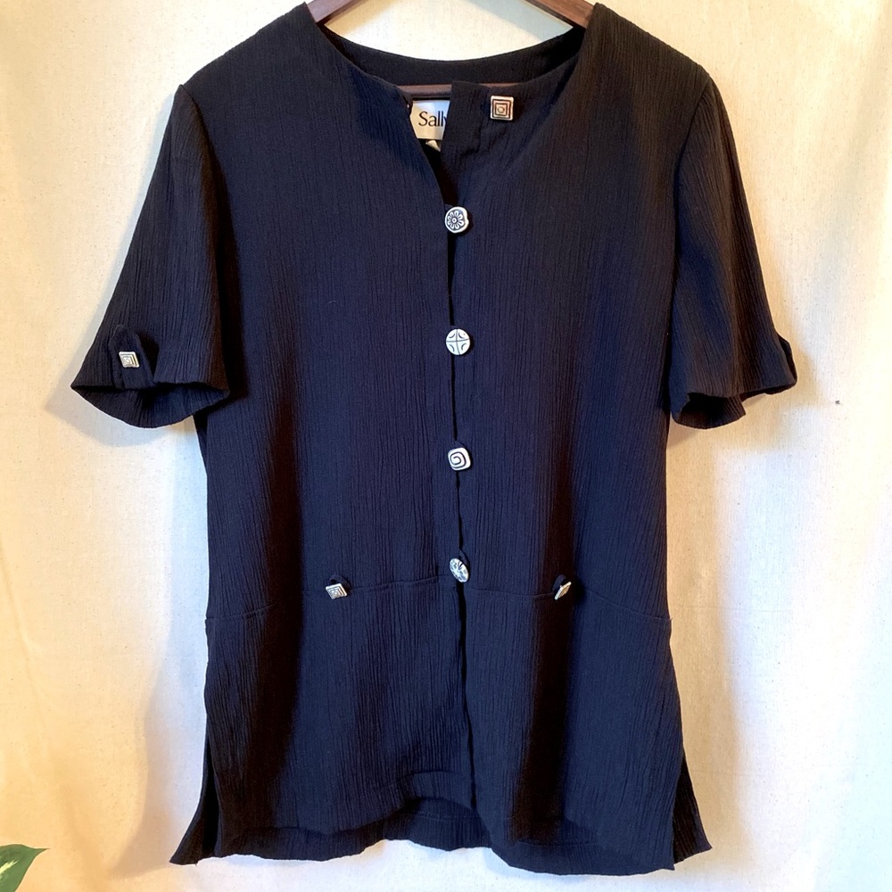 Vintage black sally II shirt!
